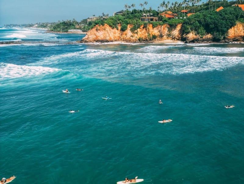 5 basic surfing tips for beginners