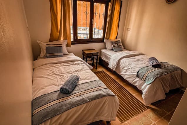 Shared Room - Image 7