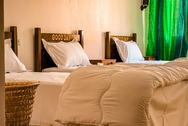 Shared Room - Image 3